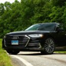 Audi A8 sedano nuotrauka gamtoje